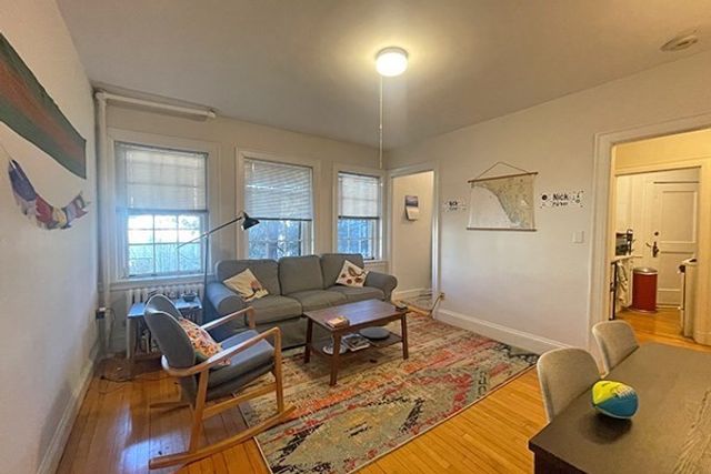 21 Chauncy St 26, Cambridge, MA 02138
