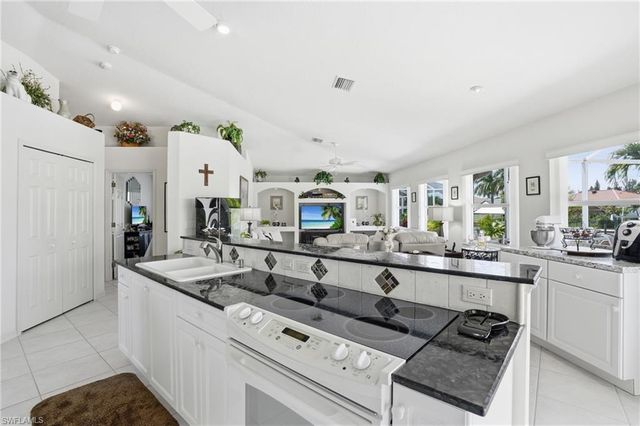 241 SE 29Th TER, Cape Coral, FL 33904
