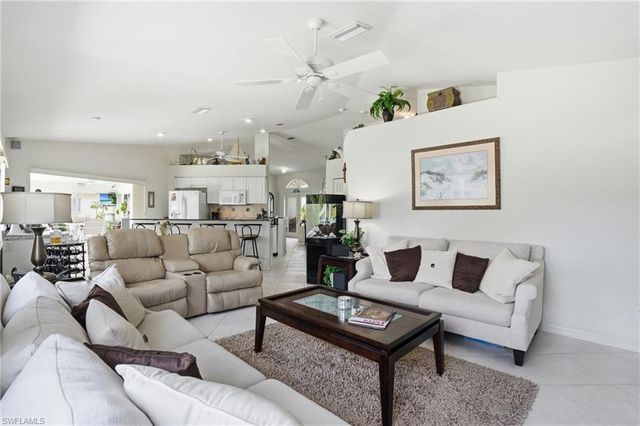 241 SE 29Th TER, Cape Coral, FL 33904