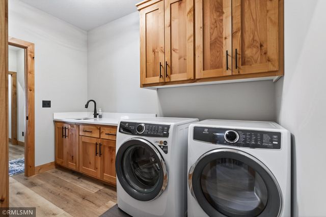 9520 Andrew Court, Elko New Market, MN 55020