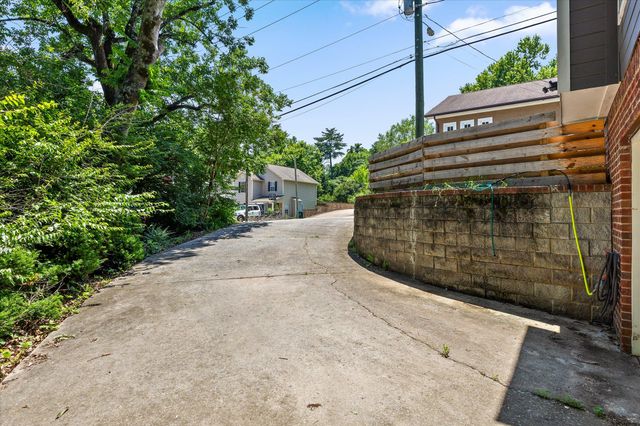 811 Forest Avenue, Chattanooga, TN 37405