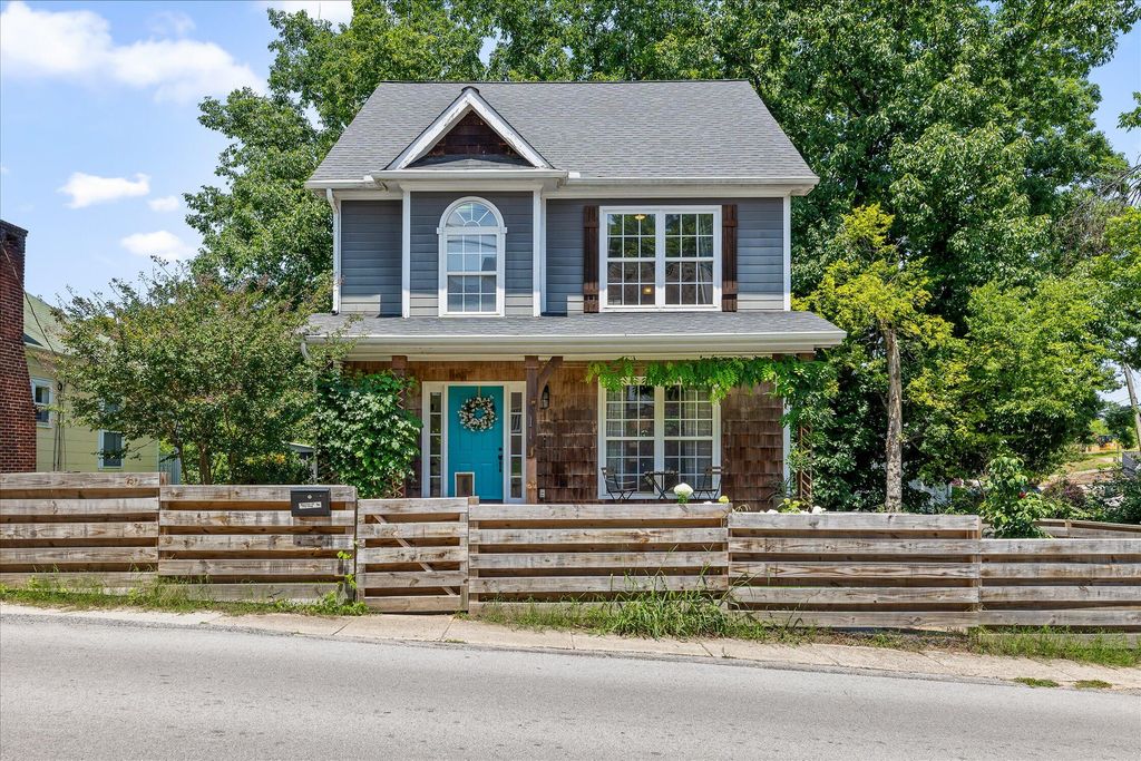 811 Forest Avenue, Chattanooga, TN 37405