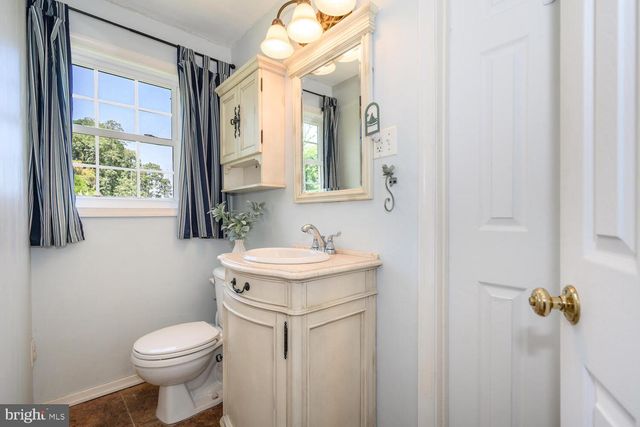 8000 BOZMAN NEAVITT RD, Bozman, MD 21612