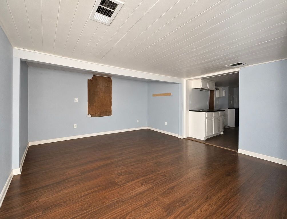 5512 Curzon Avenue, Fort Worth, TX 76107 — photo 2