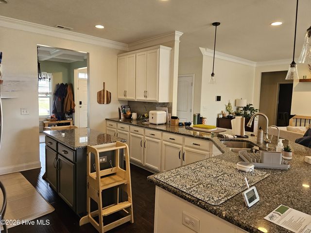 538 Saratoga Road, Sneads Ferry, NC 28460