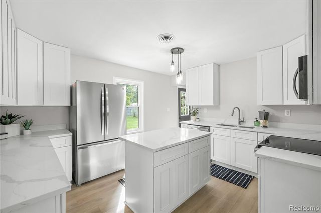 6119 Marcy Street, Brighton, MI 48116