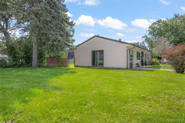 6119 Marcy Street, Brighton, MI 48116