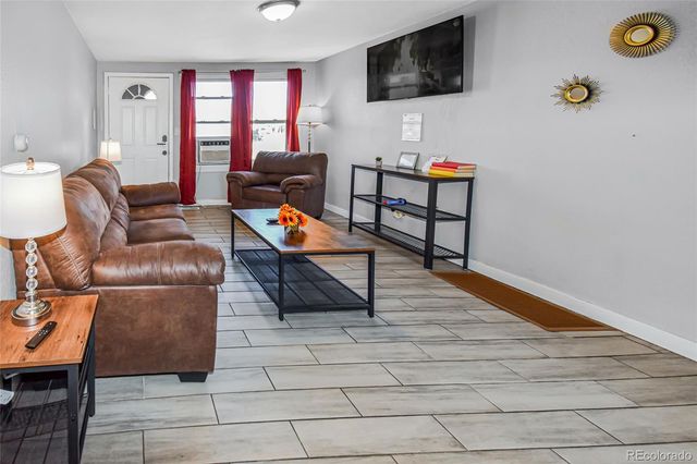 7384 Oneida Drive, Commerce City, CO 80022