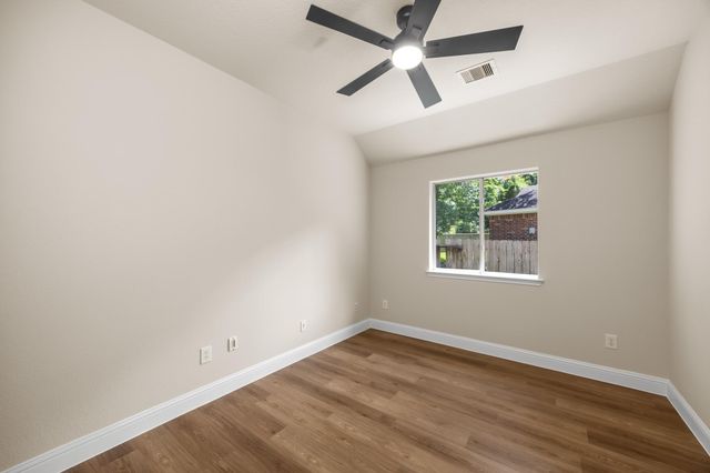 2 Gilded Crest Court, The Woodlands, TX 77382