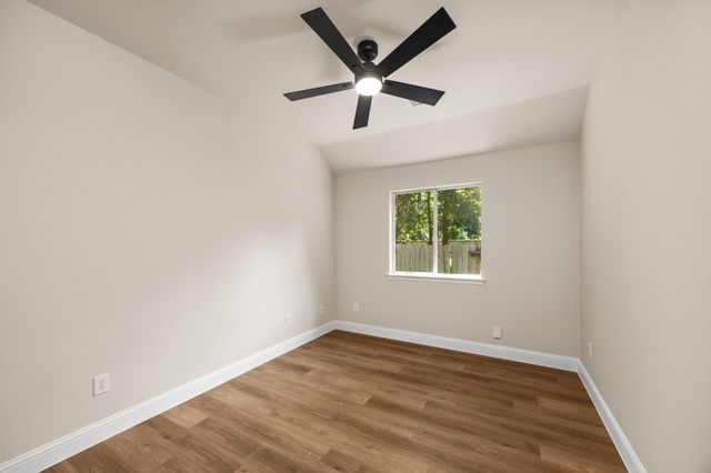 2 Gilded Crest Court, The Woodlands, TX 77382