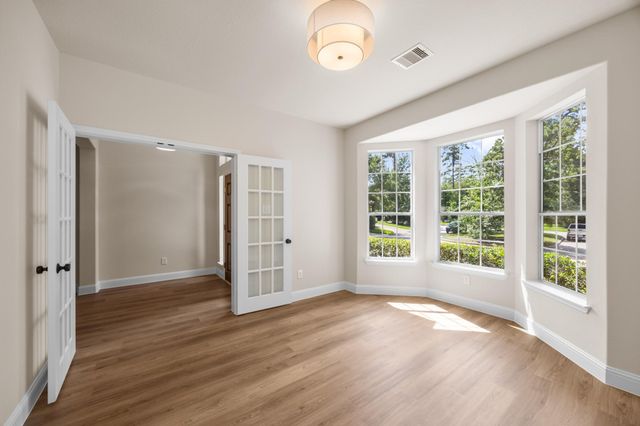 2 Gilded Crest Court, The Woodlands, TX 77382