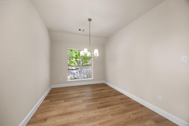 2 Gilded Crest Court, The Woodlands, TX 77382
