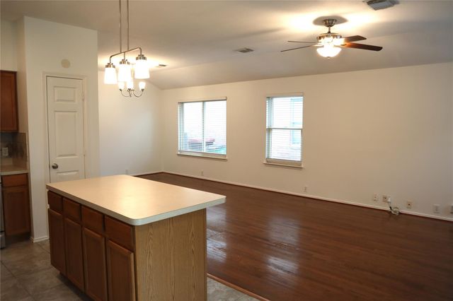 19306 Wading River Drive, Tomball, TX 77375