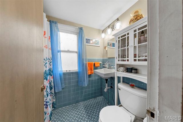 1144 Hudson Road, St Louis, MO 63135