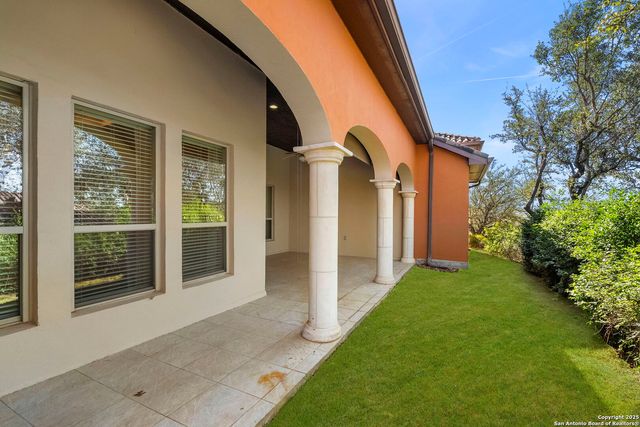 6710 Ghia Lane, San Antonio, TX 78257