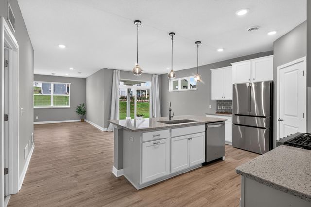 18374 Hamby Way, Lakeville, MN 55044