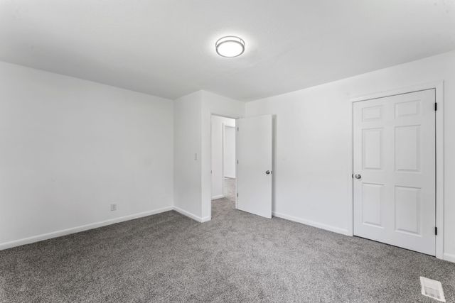 132 Hoover Dr, Mcminnville, TN 37110