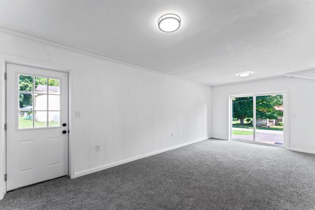 132 Hoover Dr, Mcminnville, TN 37110