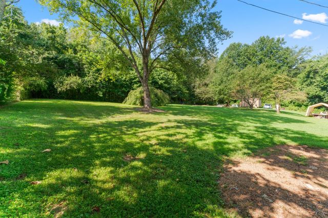 132 Hoover Dr, Mcminnville, TN 37110