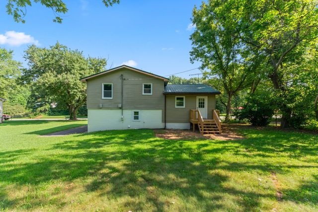 132 Hoover Dr, Mcminnville, TN 37110