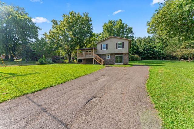 132 Hoover Dr, Mcminnville, TN 37110