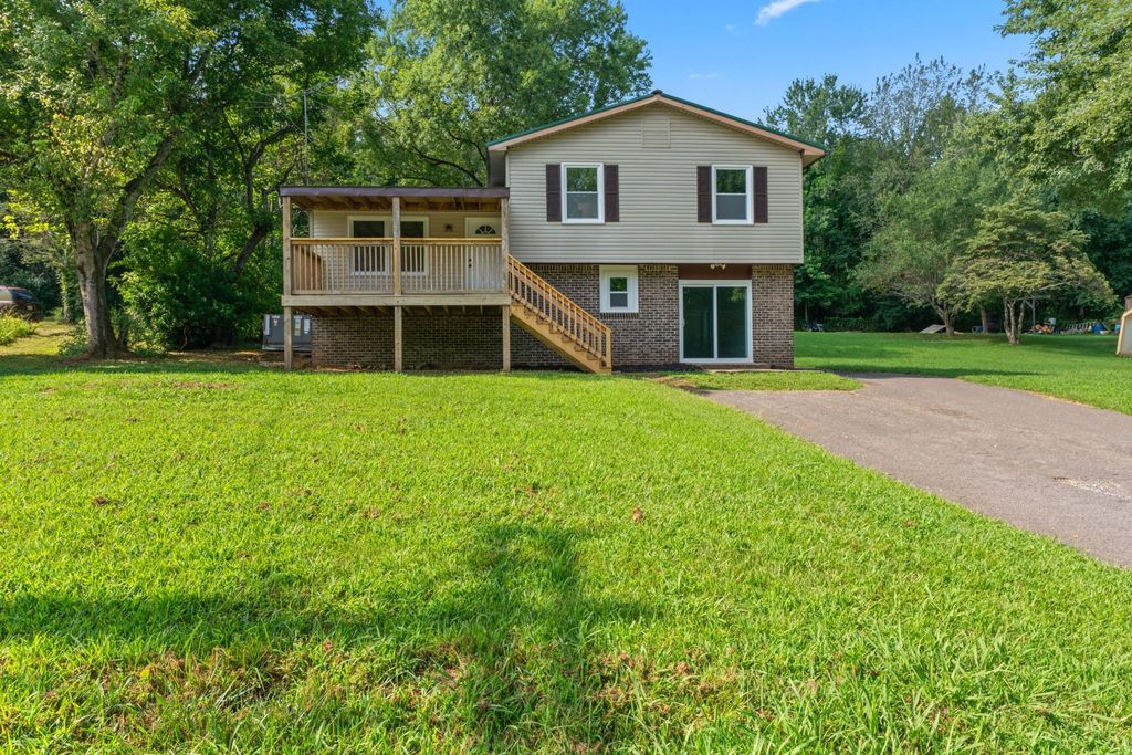132 Hoover Dr, Mcminnville, TN 37110