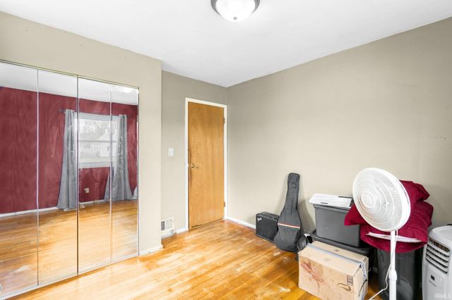2806 Milburn Boulevard, Mishawaka, IN 46544
