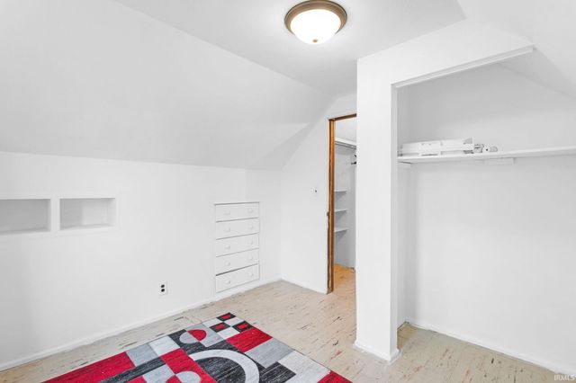 2806 Milburn Boulevard, Mishawaka, IN 46544