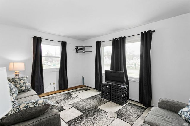 2806 Milburn Boulevard, Mishawaka, IN 46544