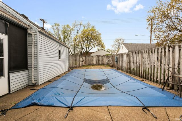 2806 Milburn Boulevard, Mishawaka, IN 46544