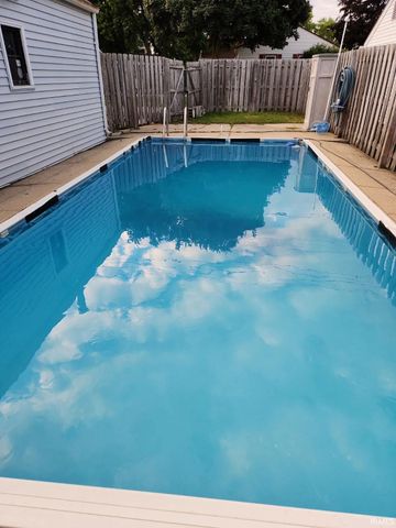 2806 Milburn Boulevard, Mishawaka, IN 46544