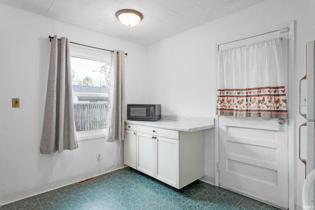 2806 Milburn Boulevard, Mishawaka, IN 46544