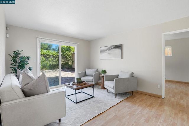 5081 Mesa Ridge Dr, Antioch, CA 94531