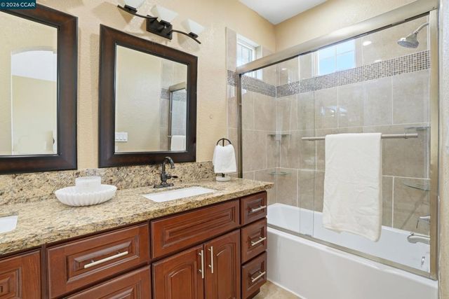 5081 Mesa Ridge Dr, Antioch, CA 94531