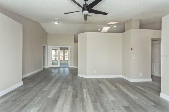 5405 QUEEN VICTORIA DRIVE, Leesburg, FL 34748