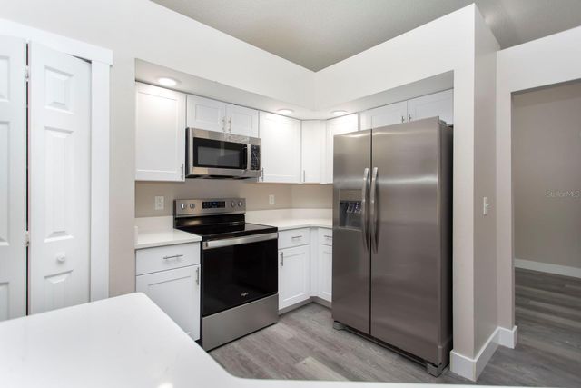 5405 QUEEN VICTORIA DRIVE, Leesburg, FL 34748