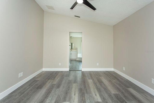 5405 QUEEN VICTORIA DRIVE, Leesburg, FL 34748