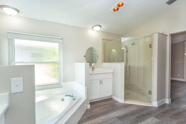 5405 QUEEN VICTORIA DRIVE, Leesburg, FL 34748