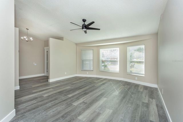 5405 QUEEN VICTORIA DRIVE, Leesburg, FL 34748