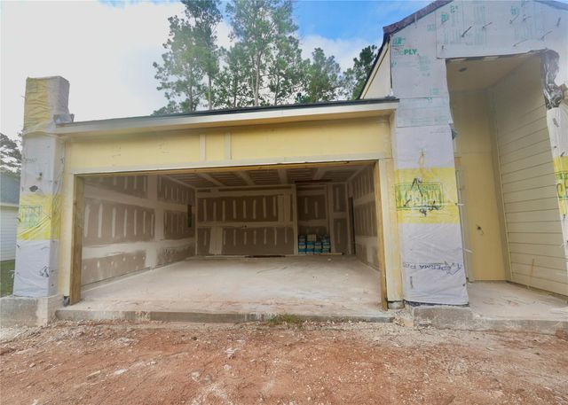 12161 La Salle River Rd, Conroe, TX 77304