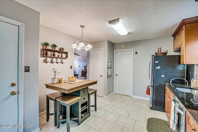 1 Linton Close, Freehold, NJ 07728