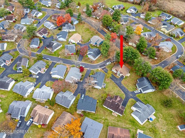 1 Linton Close, Freehold, NJ 07728