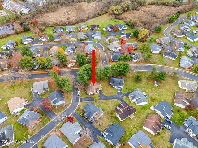 1 Linton Close, Freehold, NJ 07728