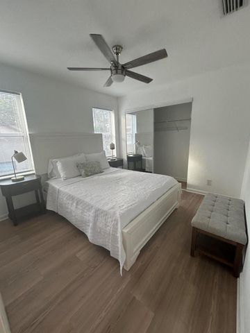 1136 Staghorn Street, Wellington, FL 33414