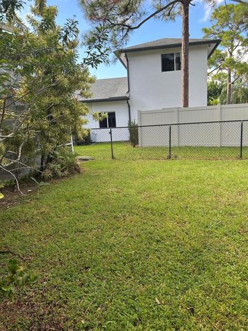 1136 Staghorn Street, Wellington, FL 33414