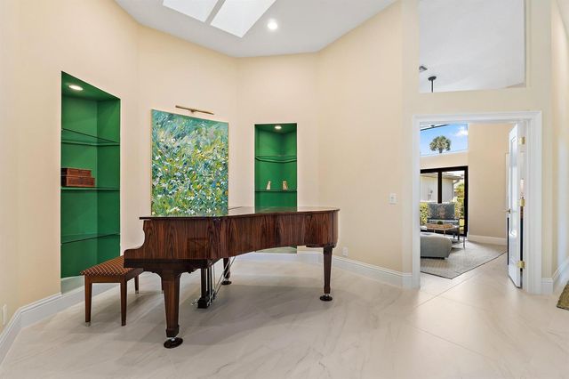 1106 Sand Drift Way A, West Palm Beach, FL 33411