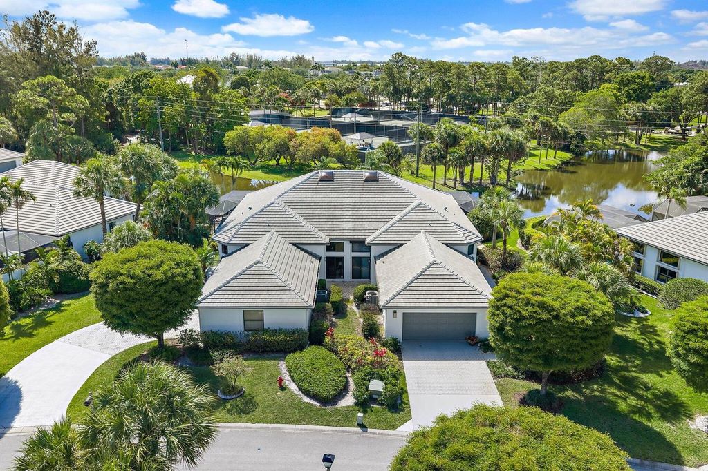 1106 Sand Drift Way A, West Palm Beach, FL 33411