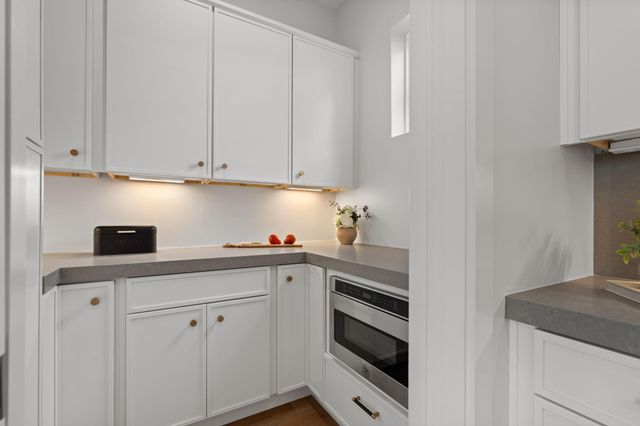 309 Avenue Of Oaks Street, Houston, TX 77009