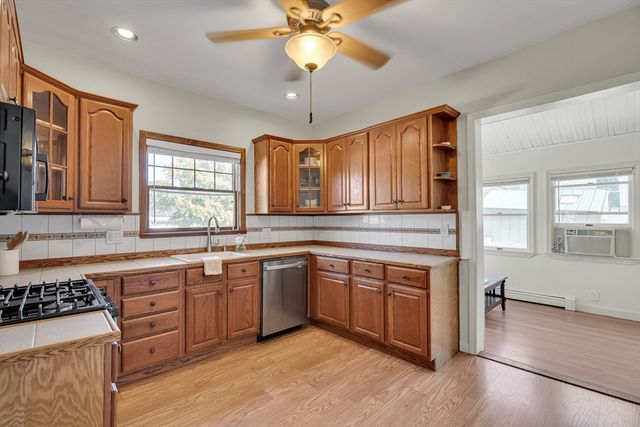 34 Oakland Avenue, Everett, MA 02149