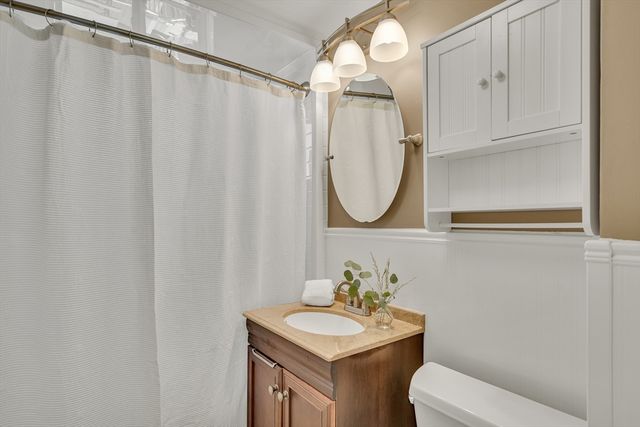 34 Oakland Avenue, Everett, MA 02149